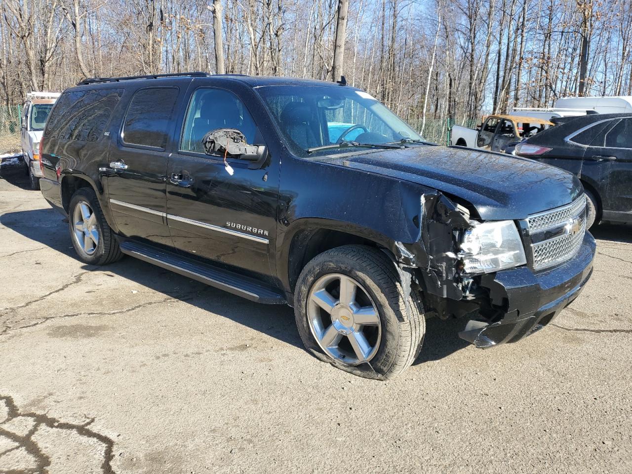 2011 Chevrolet Suburban - Image 4