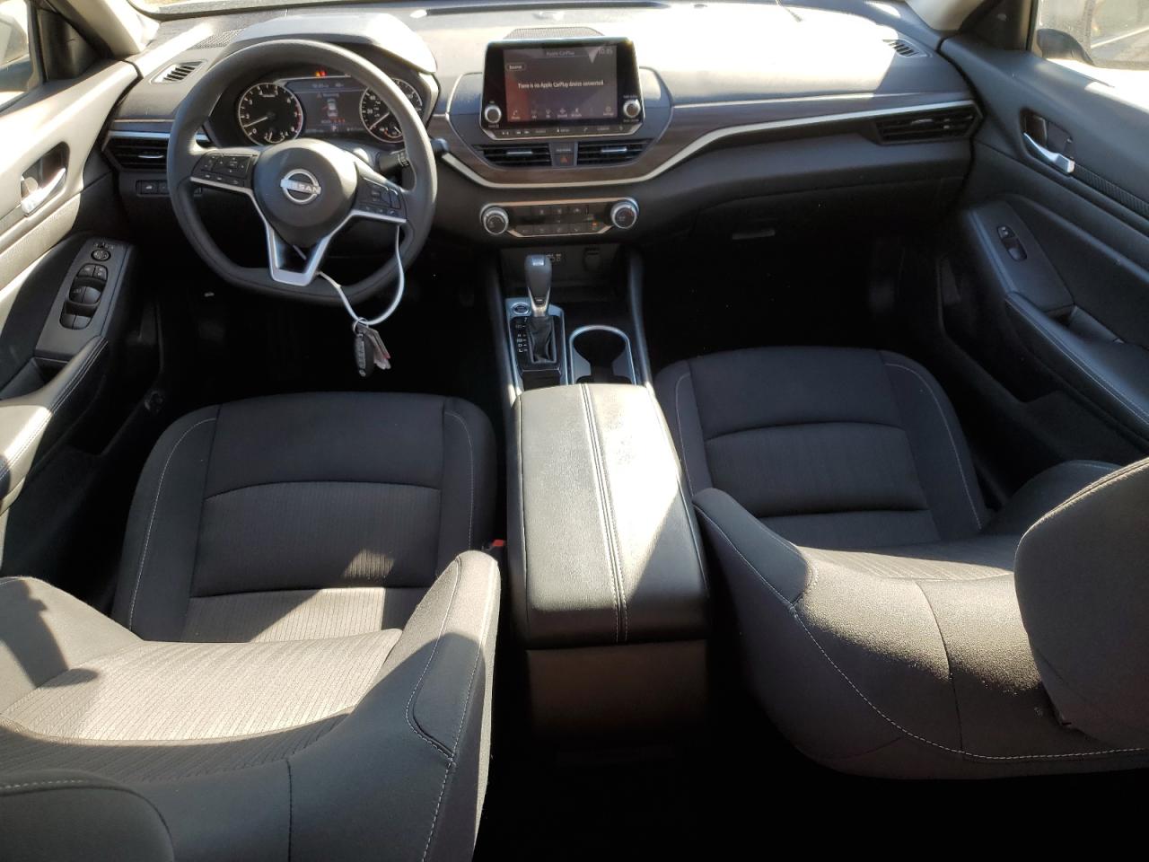 2024 Nissan Altima - Image 8