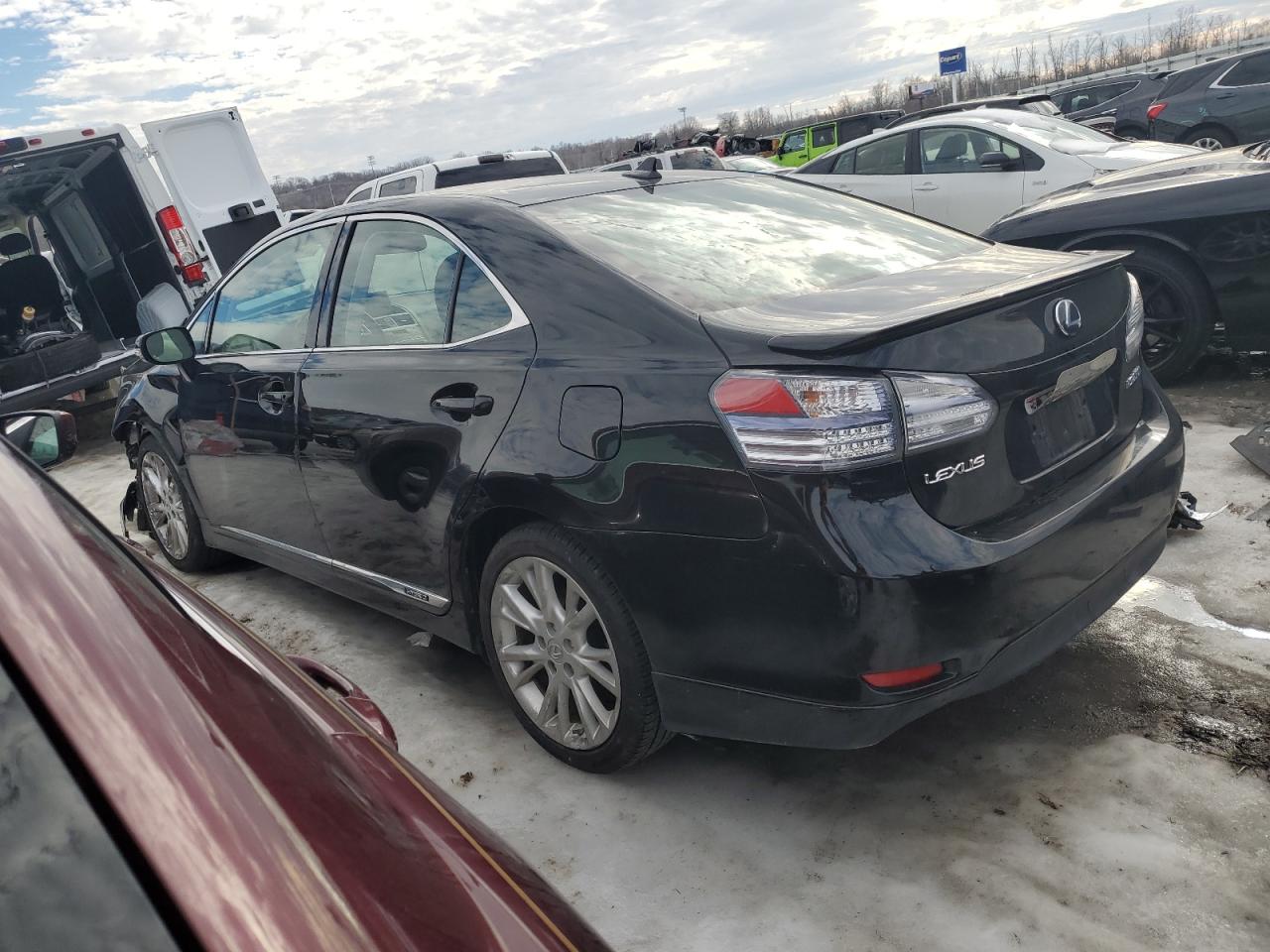 2010 Lexus HS - Image 2