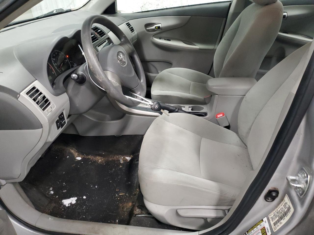 2010 Toyota Corolla - Image 7