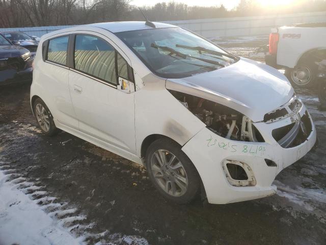  CHEVROLET SPARK 2016 White