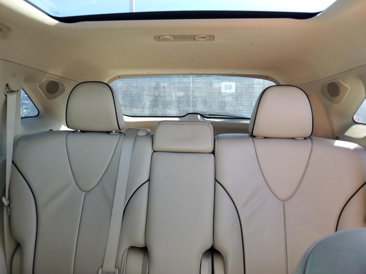2011 Toyota Venza - Image 10