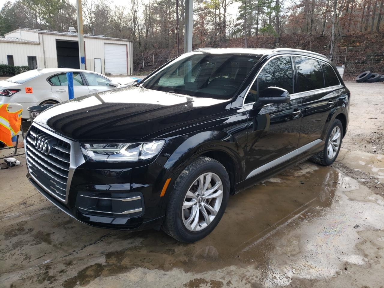 2017 Audi Q7 - Image 1