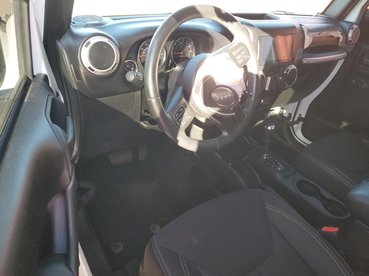 2015 Jeep Wrangler - Image 8