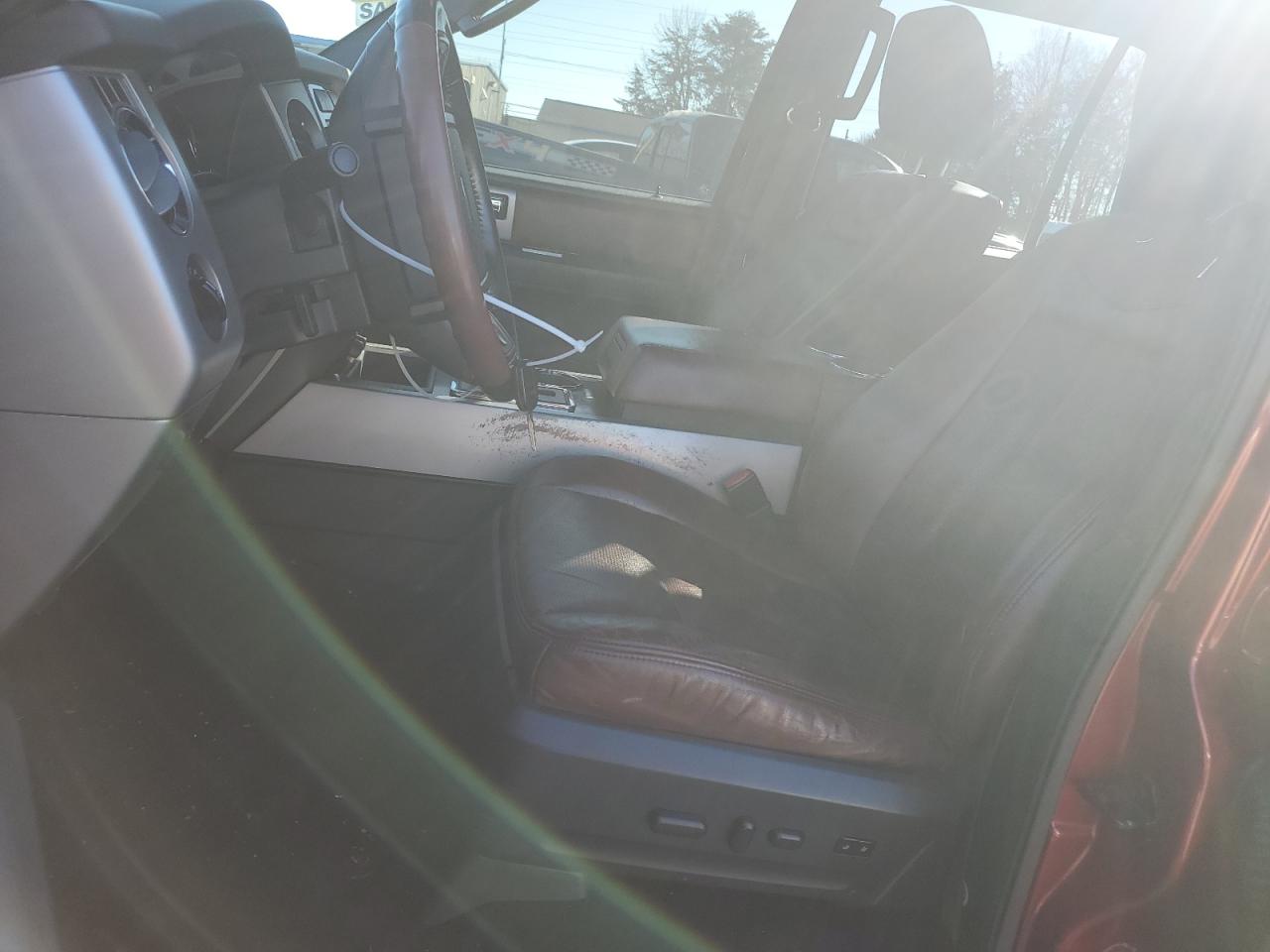 2014 Ford Expedition - Image 7