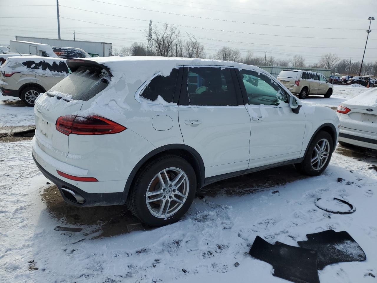 2016 Porsche Cayenne - Image 3