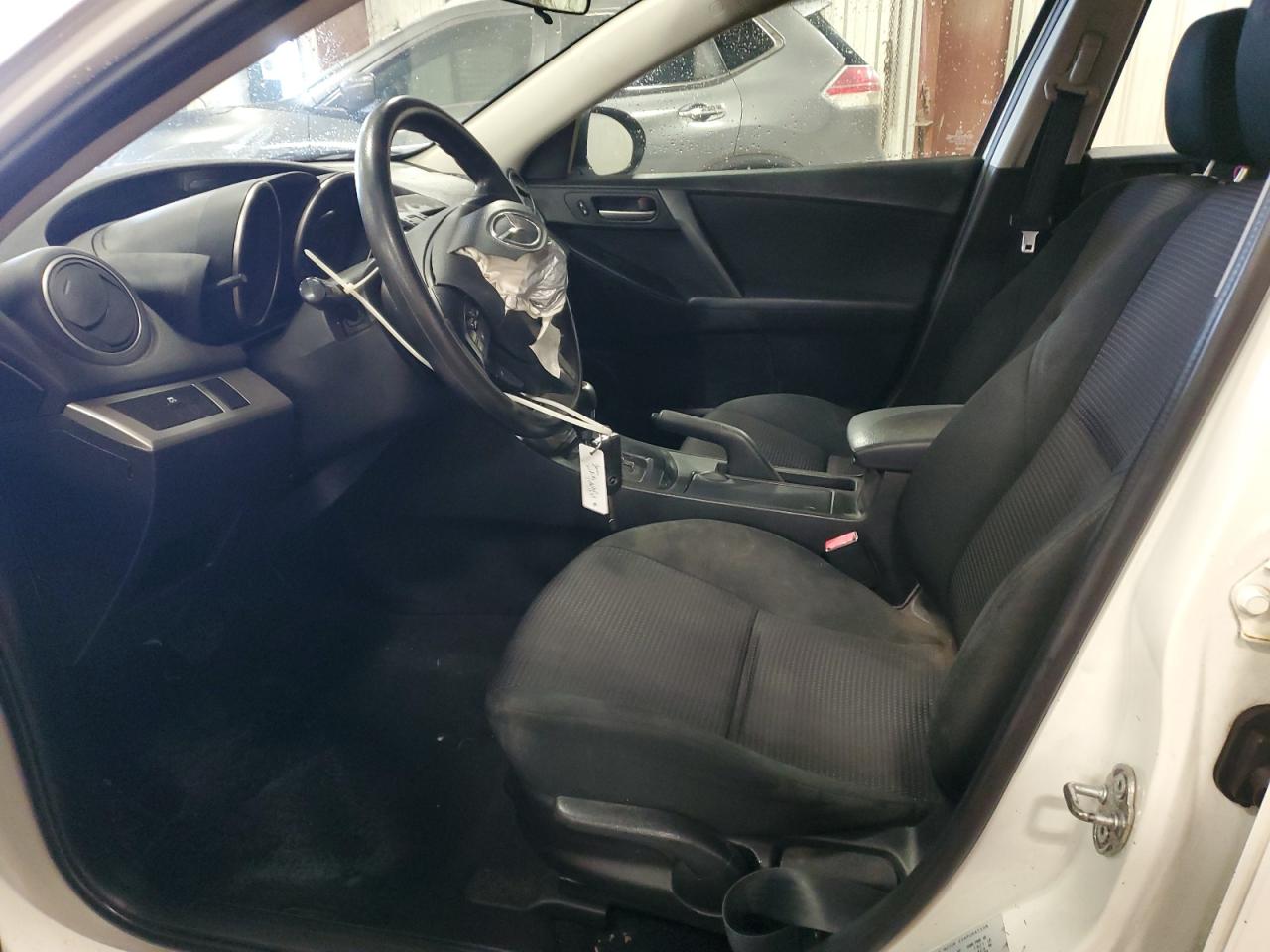 2013 Mazda 3 - Image 7