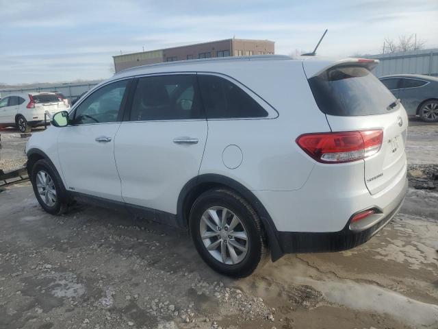 Паркетники KIA SORENTO 2016 Белы