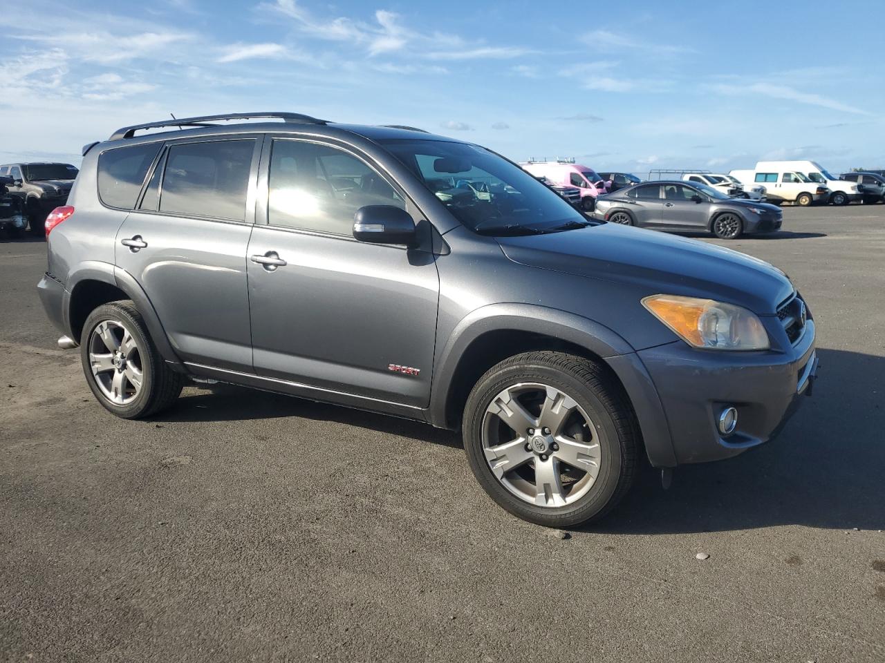 2012 Toyota RAV 4 - Image 4