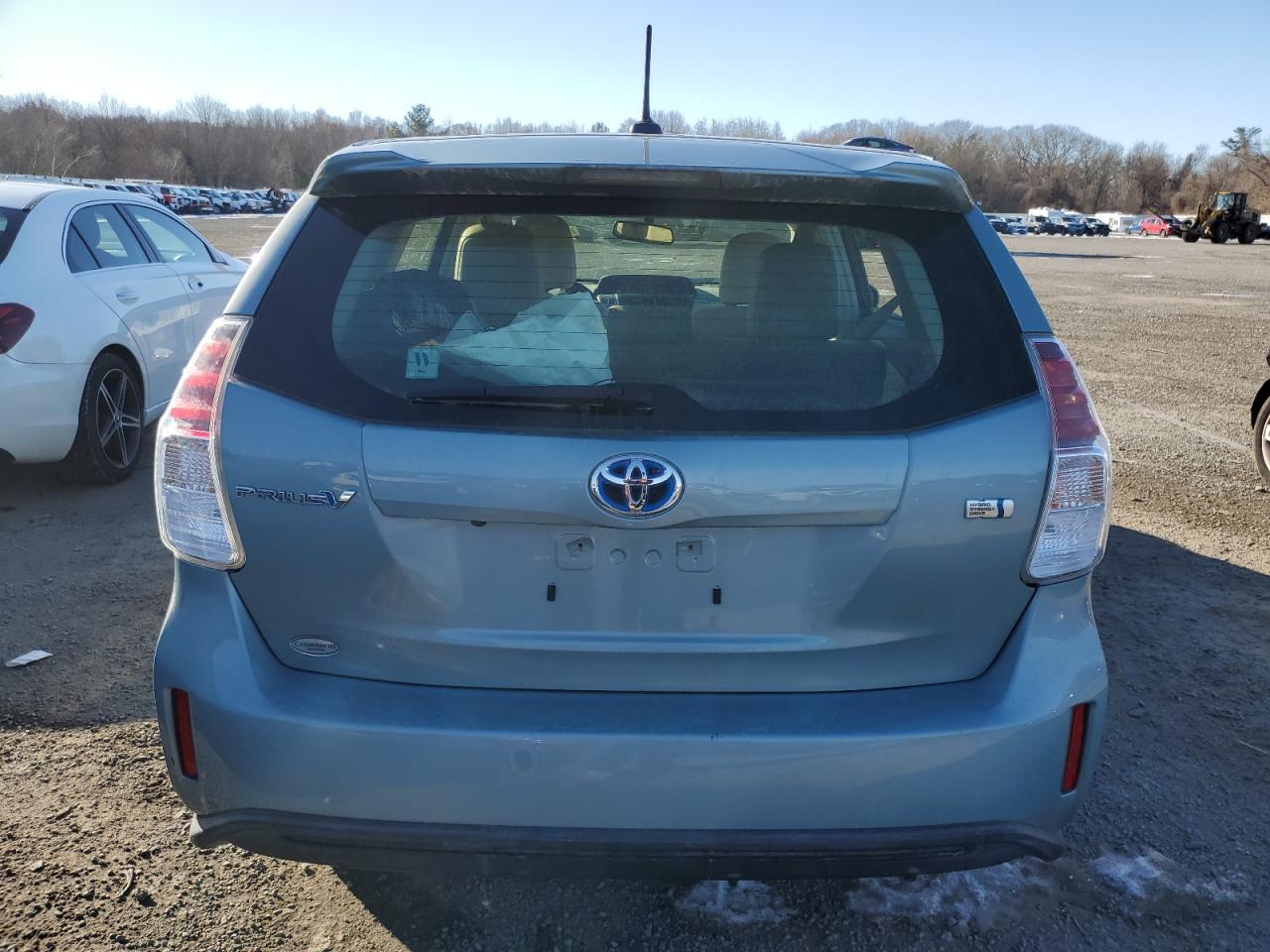 2017 Toyota Prius - Image 6