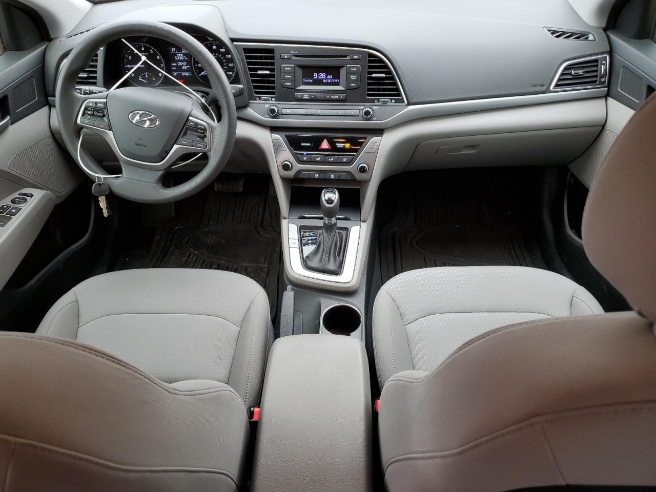 2018 Hyundai Elantra - Image 8