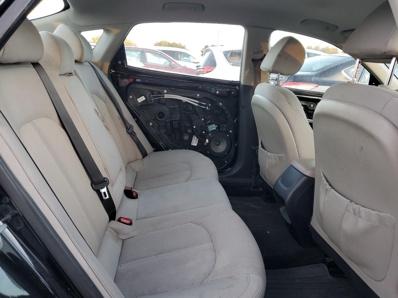 2016 Kia Optima - Image 10