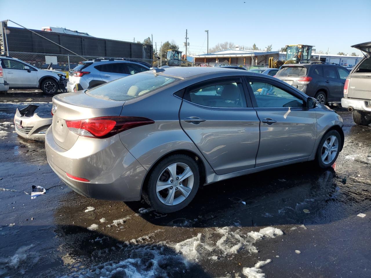 2016 Hyundai Elantra - Image 3
