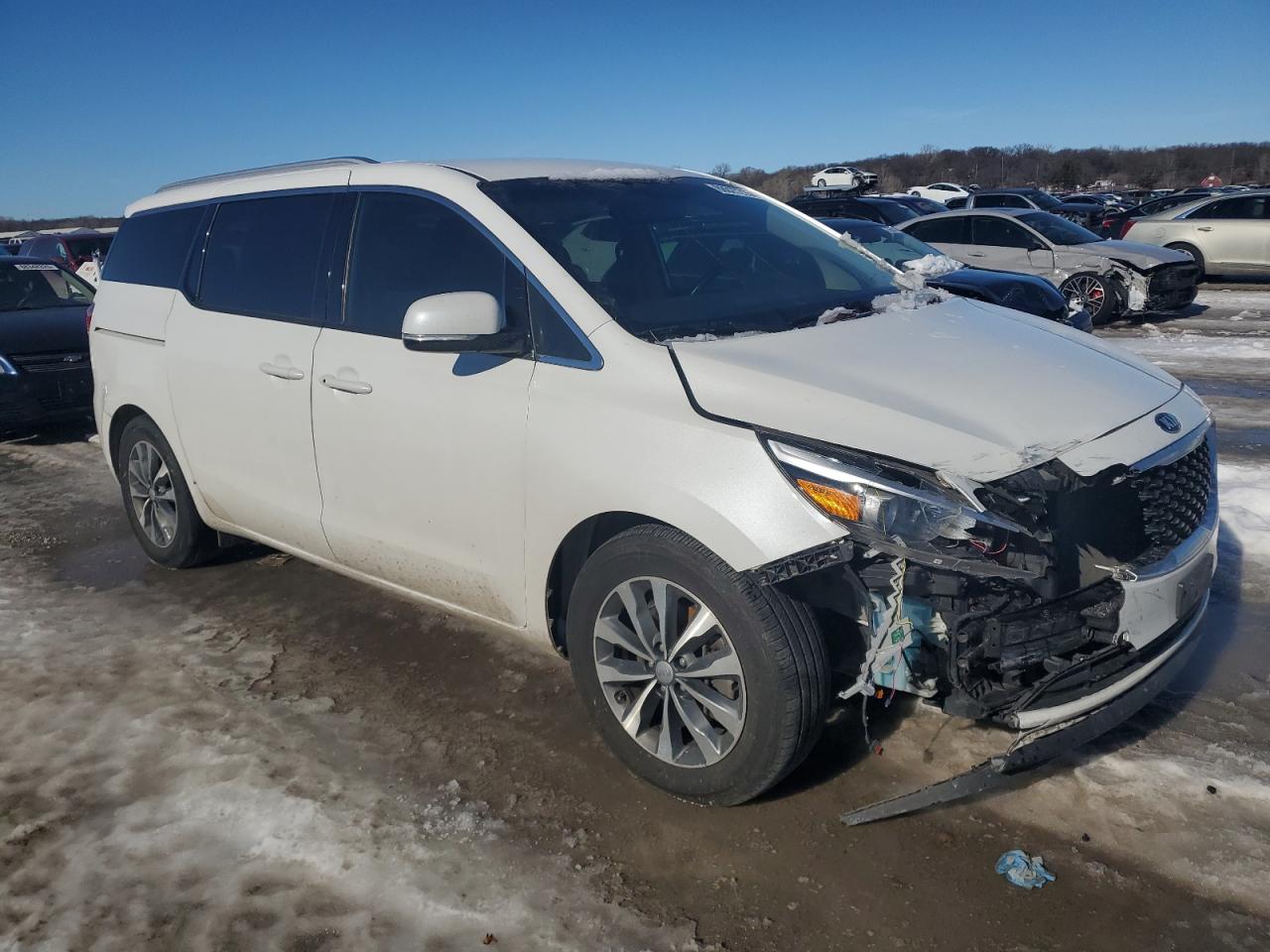 2016 Kia Sedona - Image 4