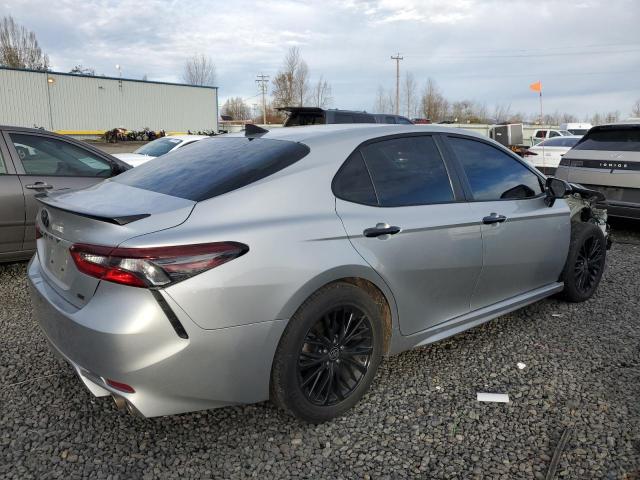  TOYOTA CAMRY 2022 Серебристый