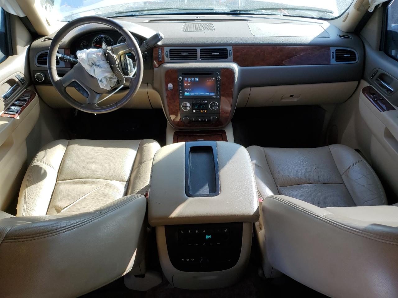 2013 Chevrolet Suburban - Image 8