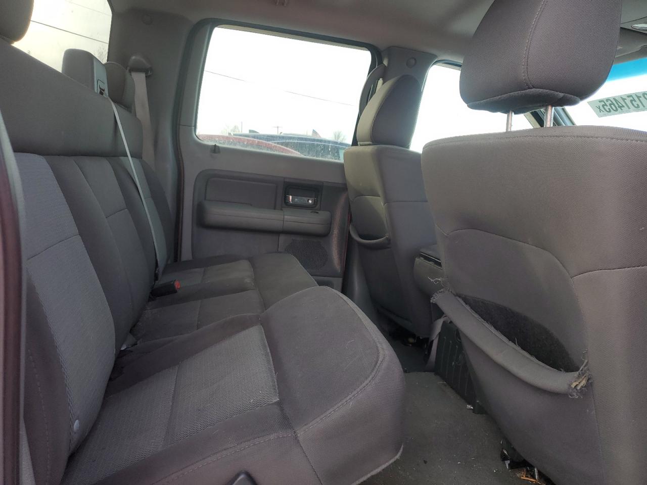 2005 Ford F-150 - Image 10