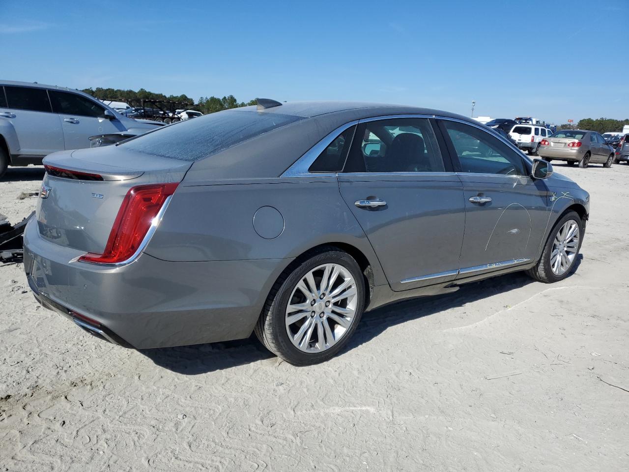 2018 Cadillac XTS - Image 3