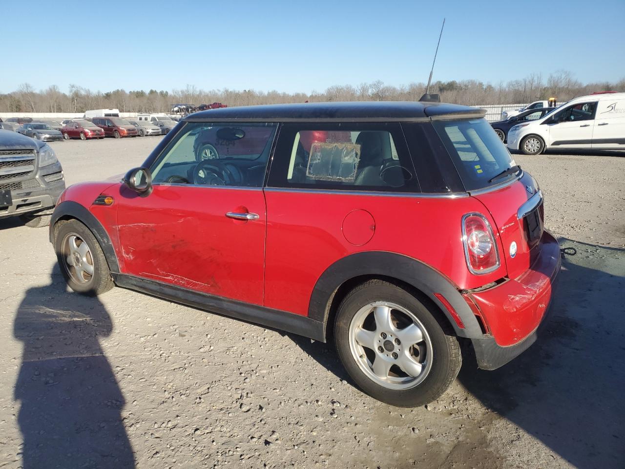 2011 MINI Cooper - Image 2