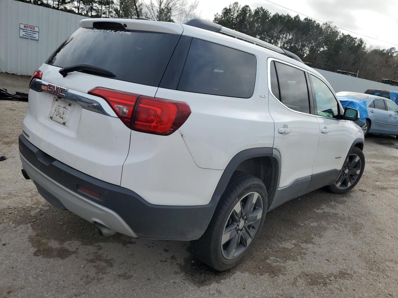 2019 GMC Acadia - Image 3