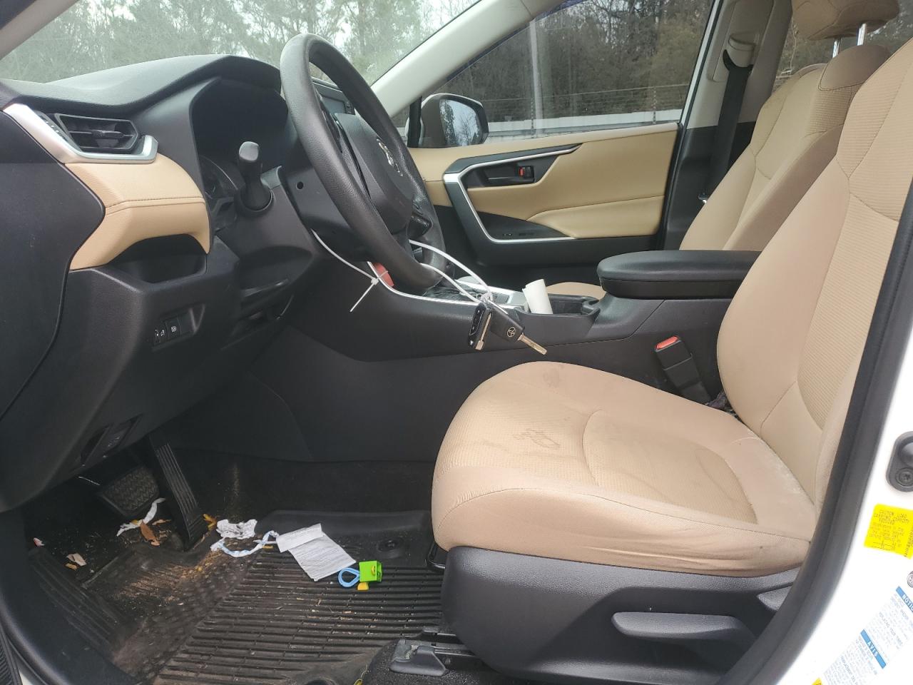 2019 Toyota RAV 4 - Image 7