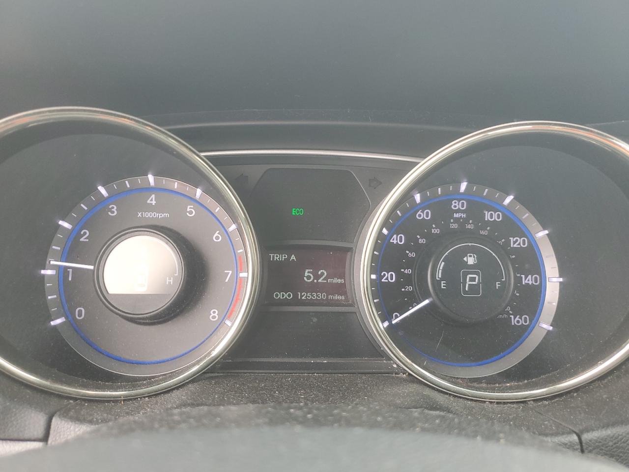 2013 Hyundai Sonata - Image 9