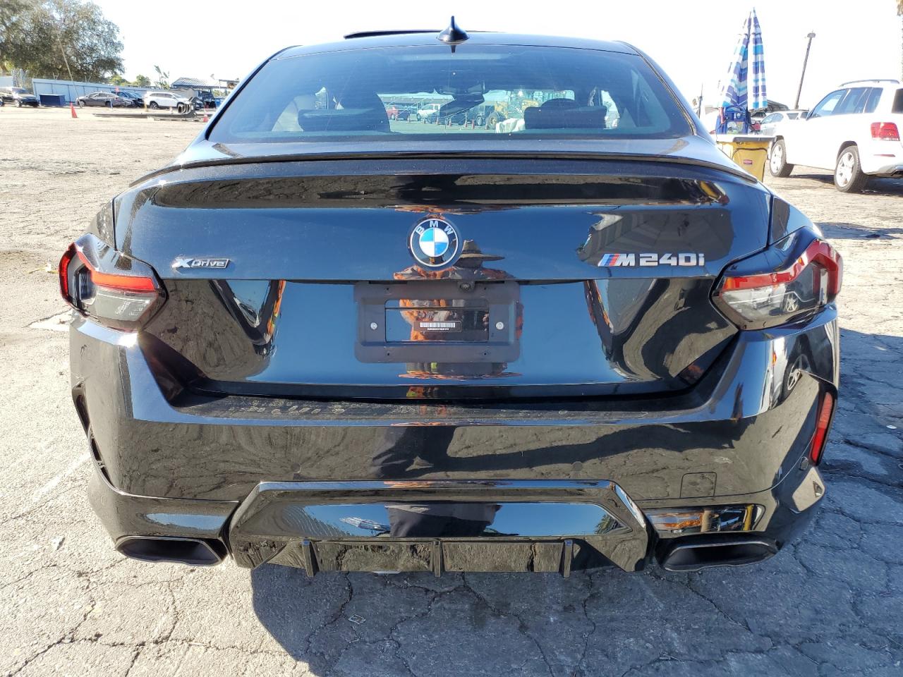 VIN 3MW53CM05N8C61272 2022 BMW M2 no.6