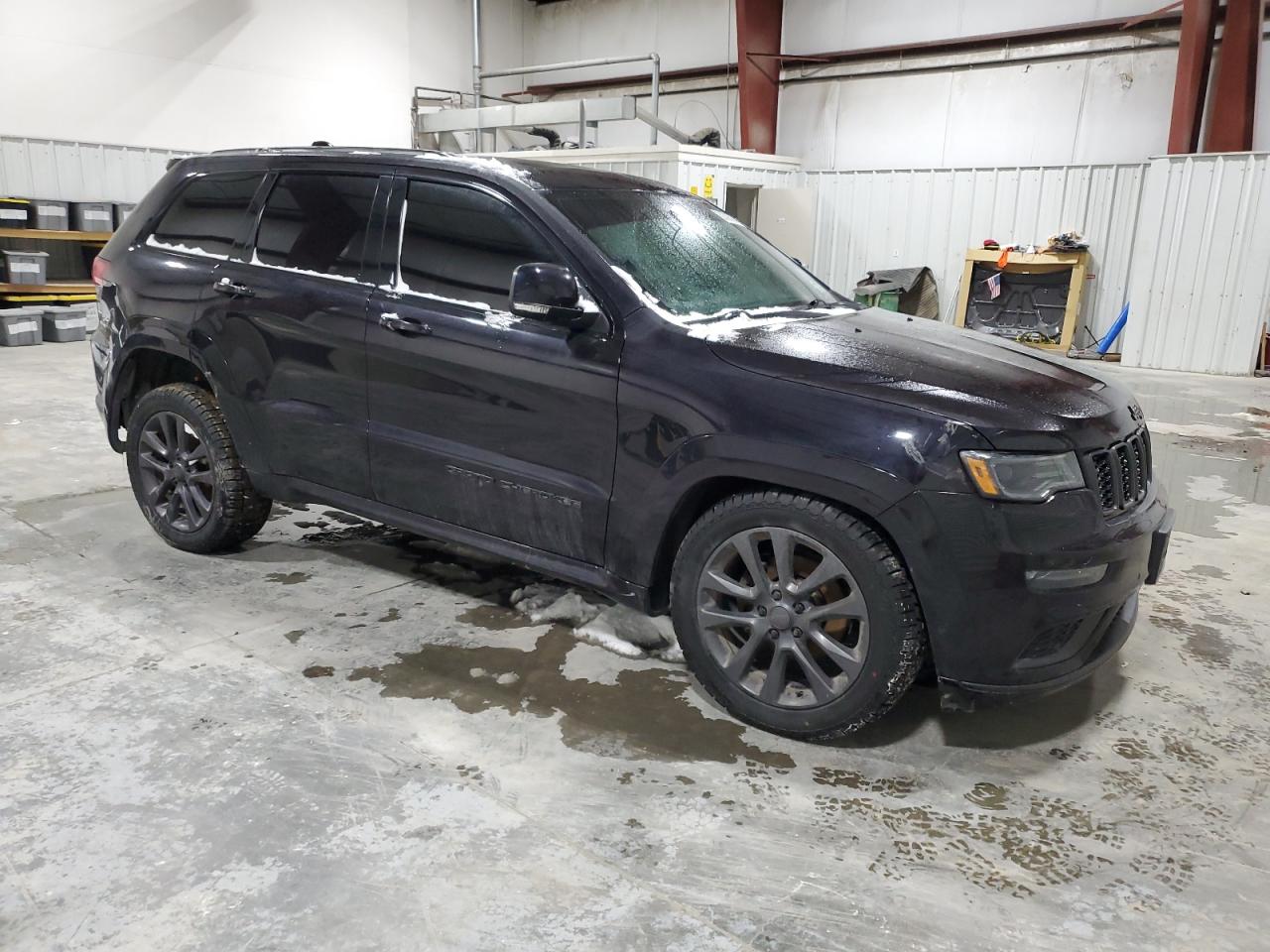 2018 Jeep Grand Cherokee - Image 4