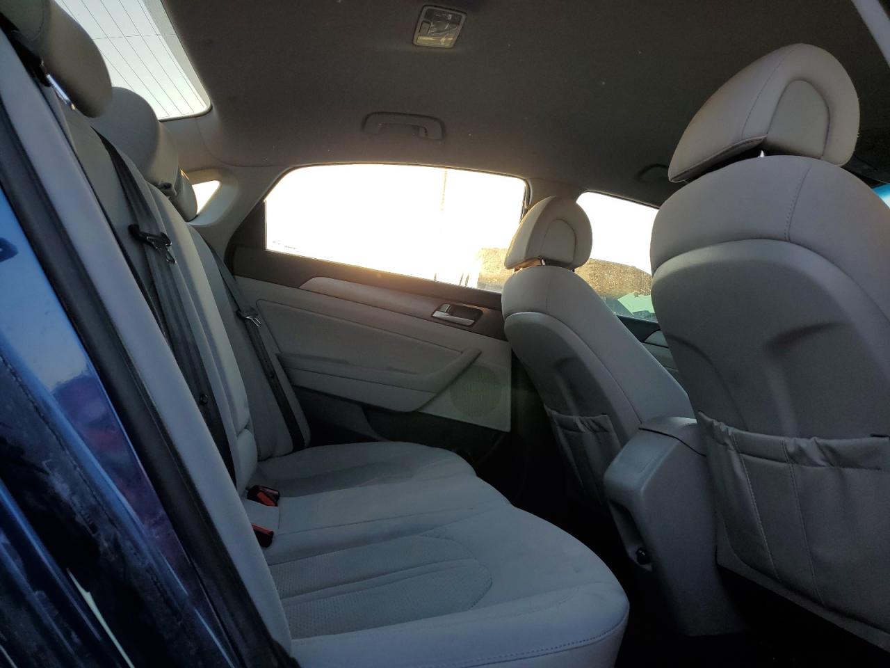 2017 Hyundai Sonata - Image 10
