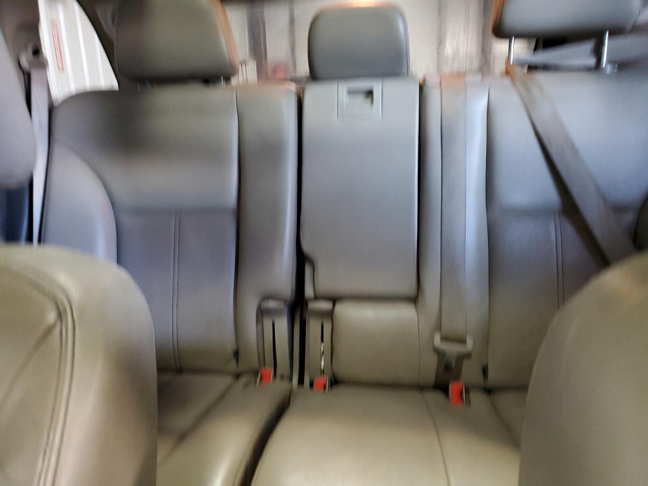 2012 Ford Edge - Image 10