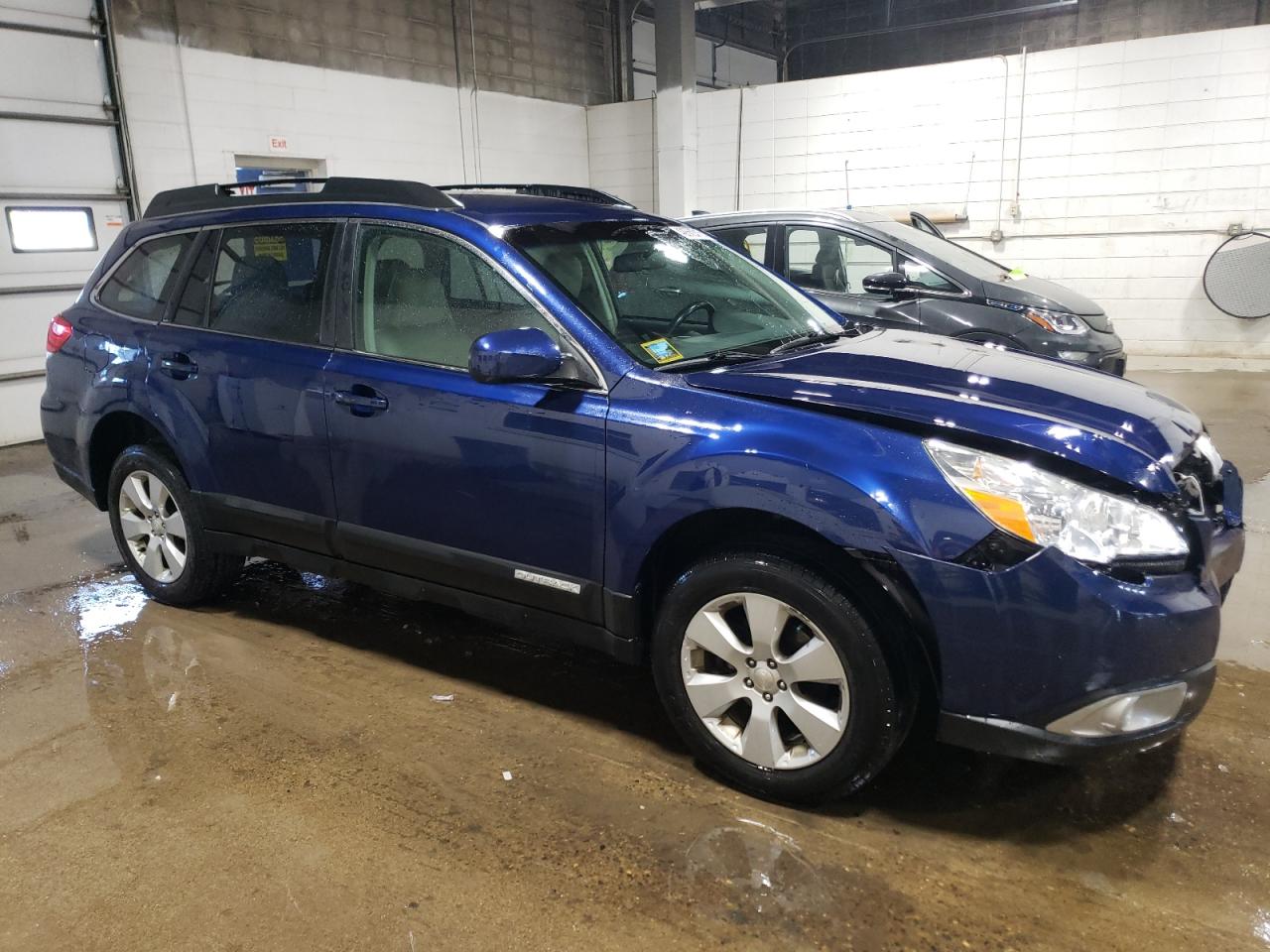 2010 Subaru Outback - Image 4