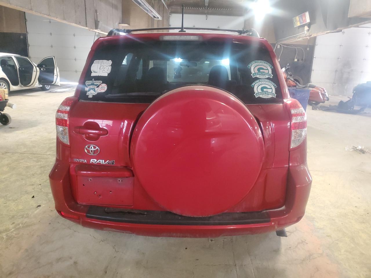 2010 Toyota RAV 4 - Image 6