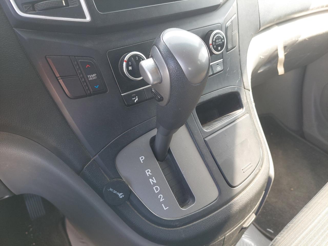 KMJWA37R2KU022293 - 2019 Hyundai H1 - #42063885