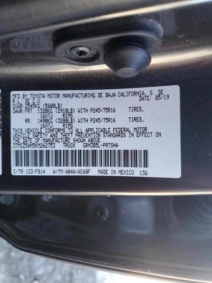 2019 Toyota Tacoma - Image 12