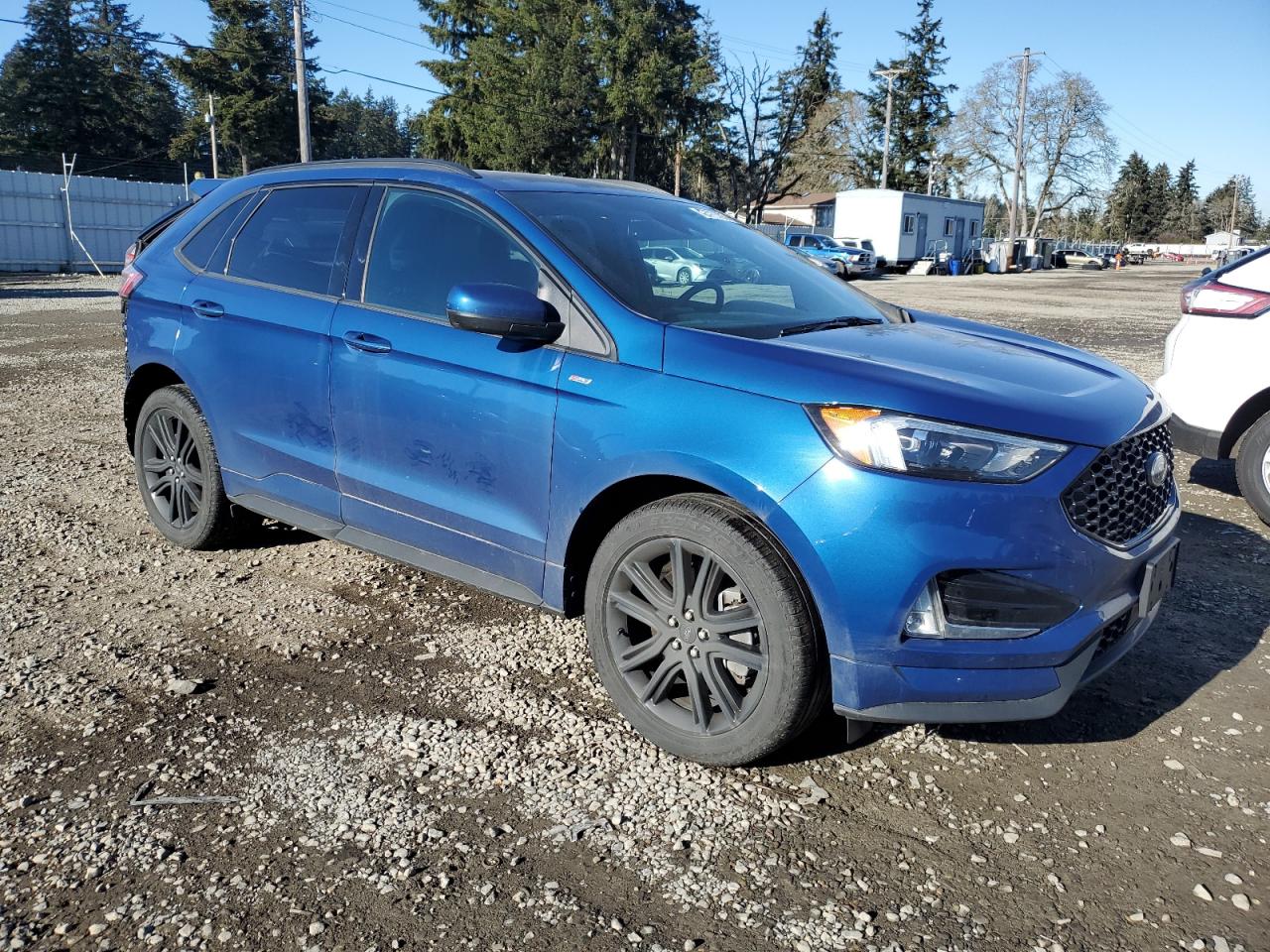 2022 Ford Edge - Image 4