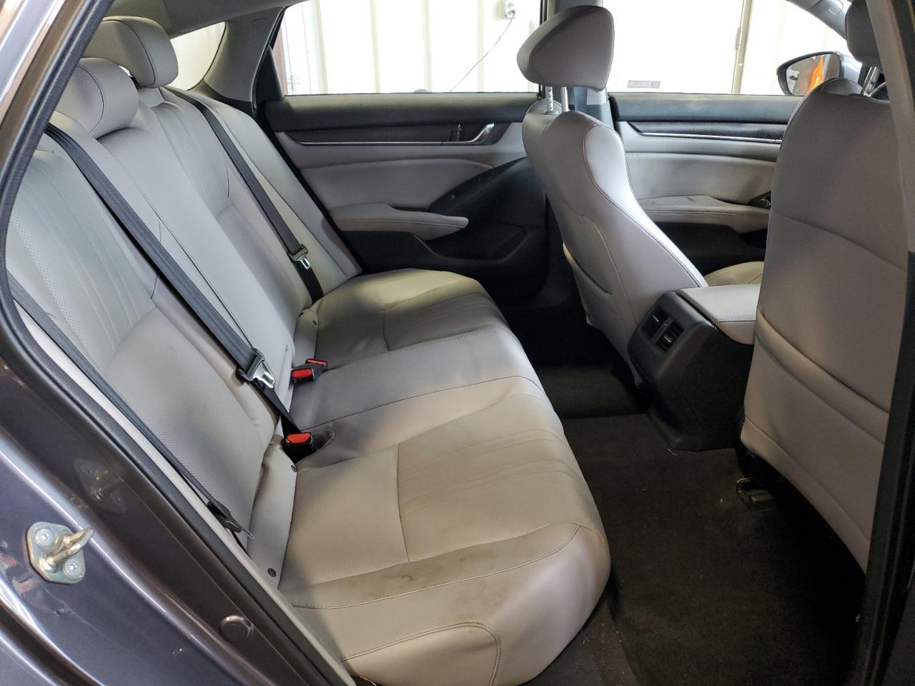 2018 Honda Accord - Image 10