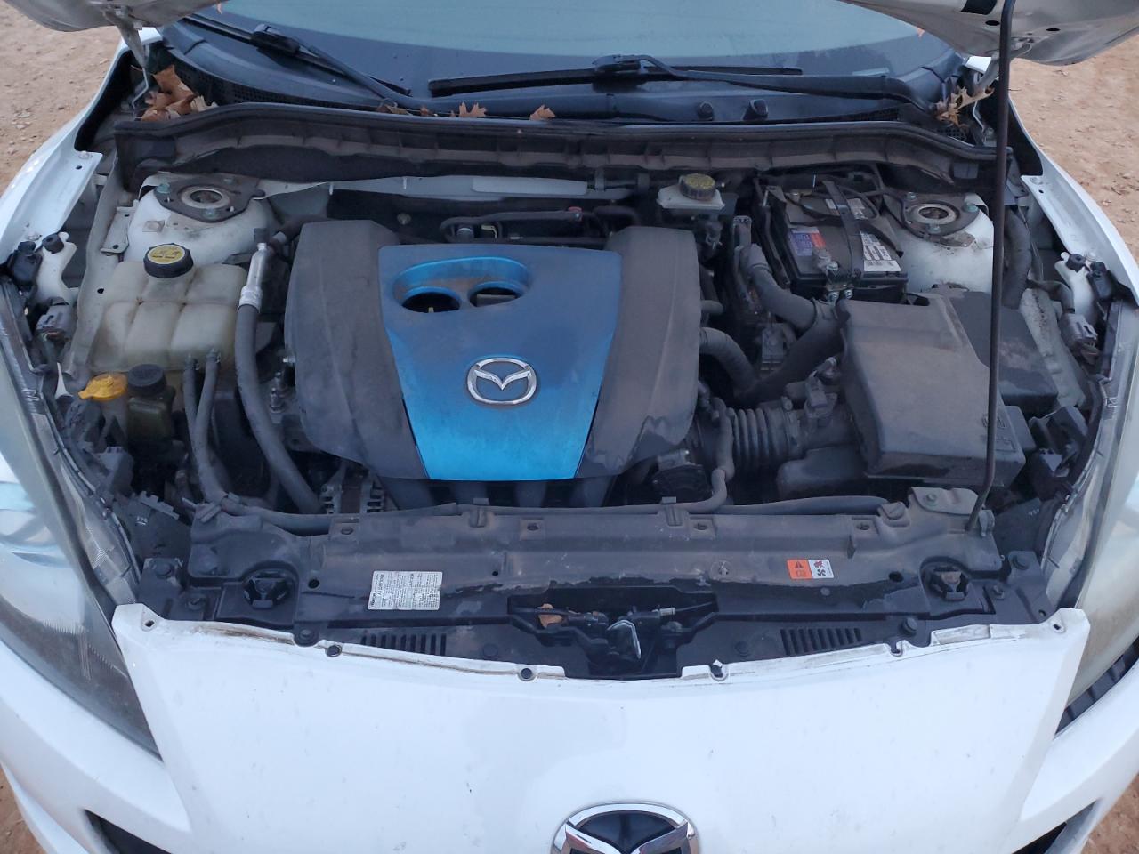 2012 Mazda 3 - Image 12