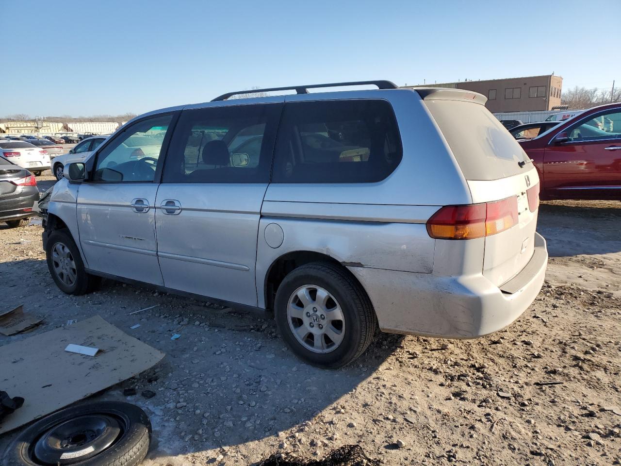 2004 Honda Odyssey - Image 2