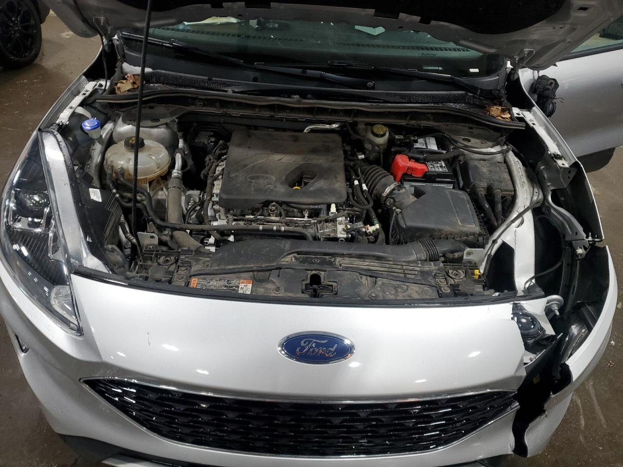 2020 Ford Escape - Image 12