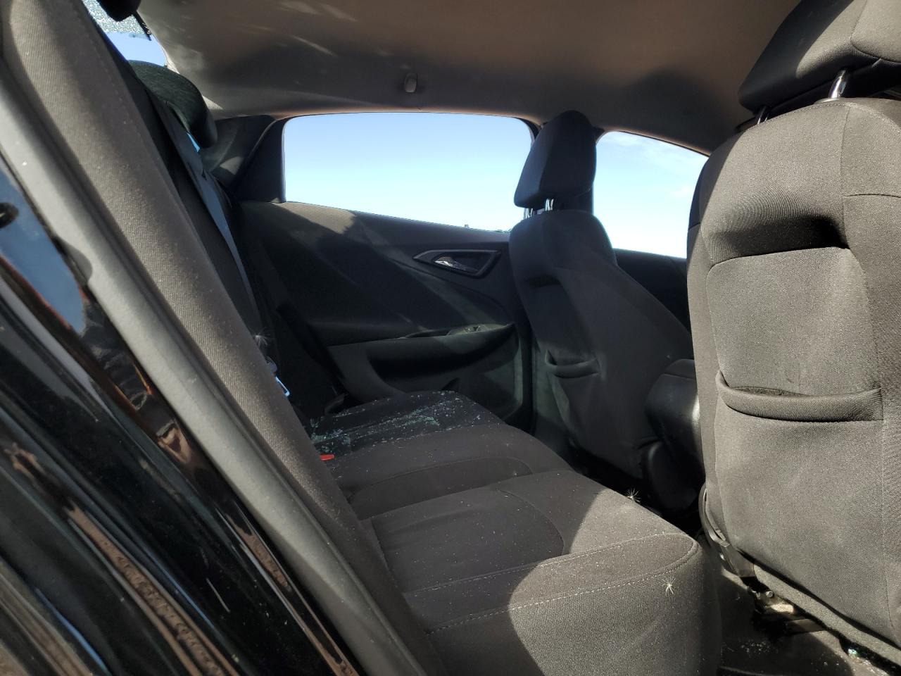 2018 Chevrolet Malibu - Image 10