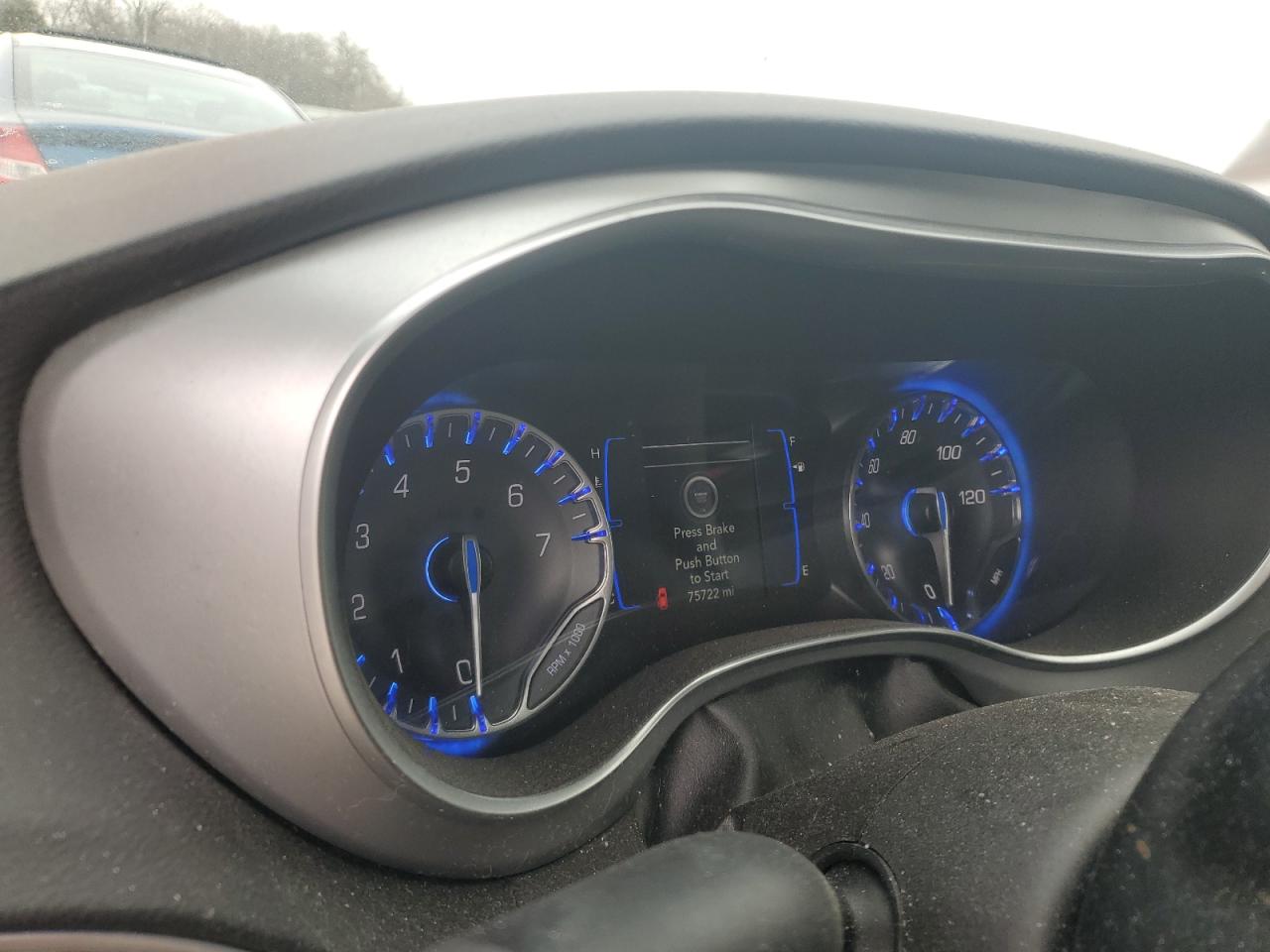 2019 Chrysler Pacifica - Image 9