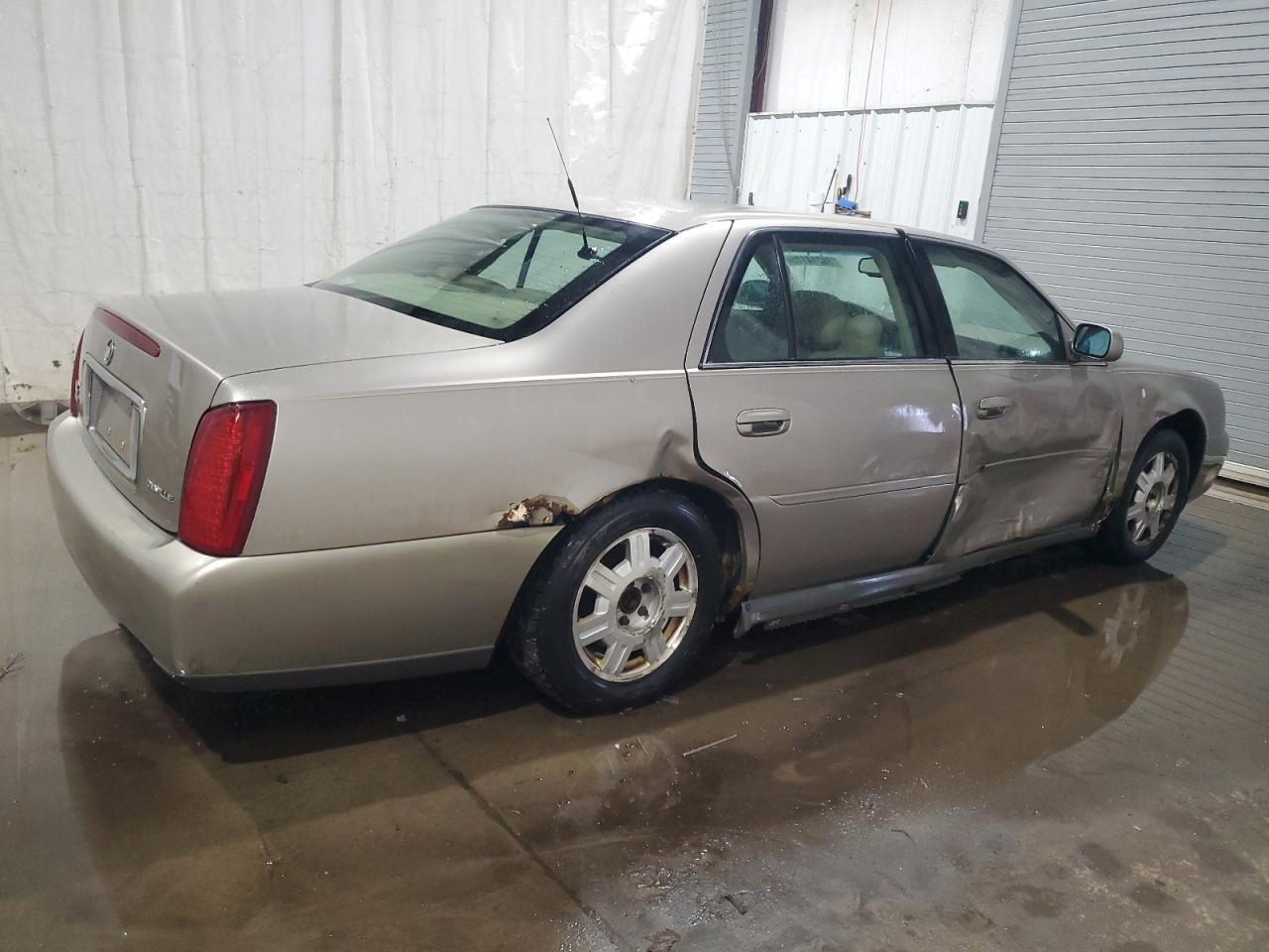 2004 Cadillac De Ville - Image 3