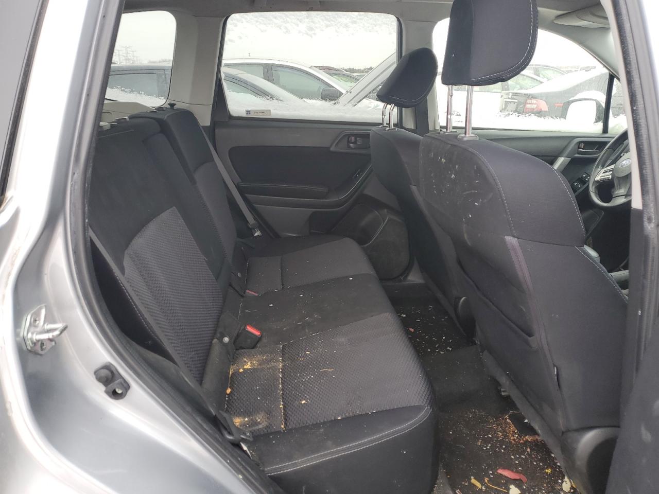 2015 Subaru Forester - Image 10