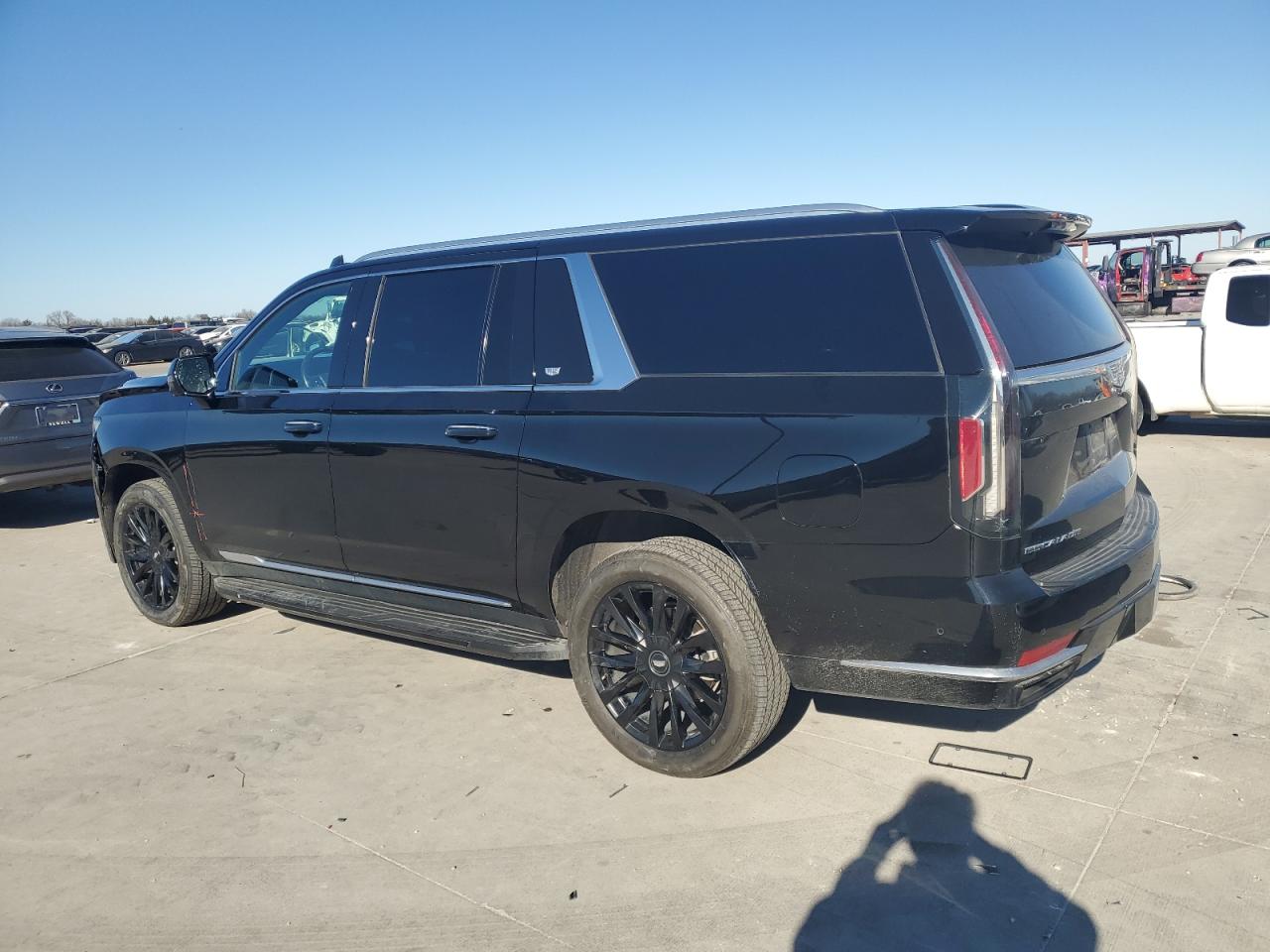 2021 Cadillac Escalade - Image 2