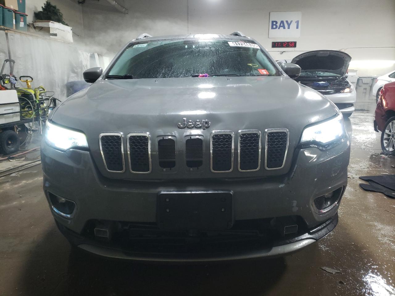 2019 Jeep Grand Cherokee - Image 5