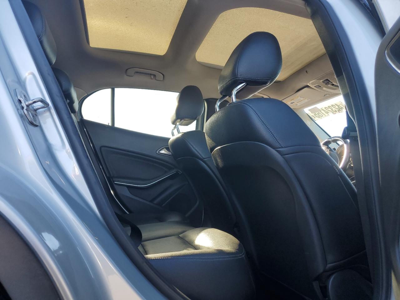2015 Mercedes-Benz GLA-klasse - Image 11