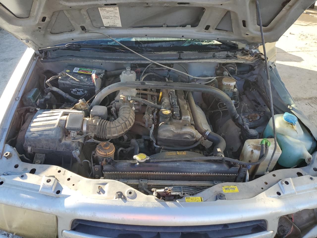 2001 Chevrolet Tracker - Image 11