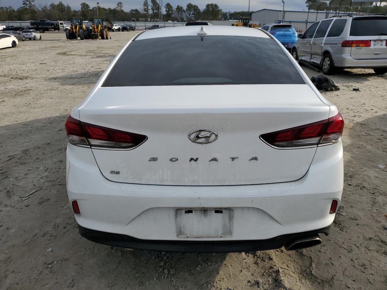 2019 Hyundai Sonata - Image 6