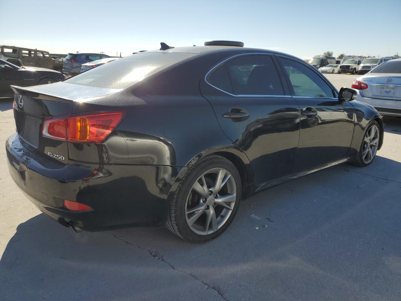 2010 Lexus IS - Image 3