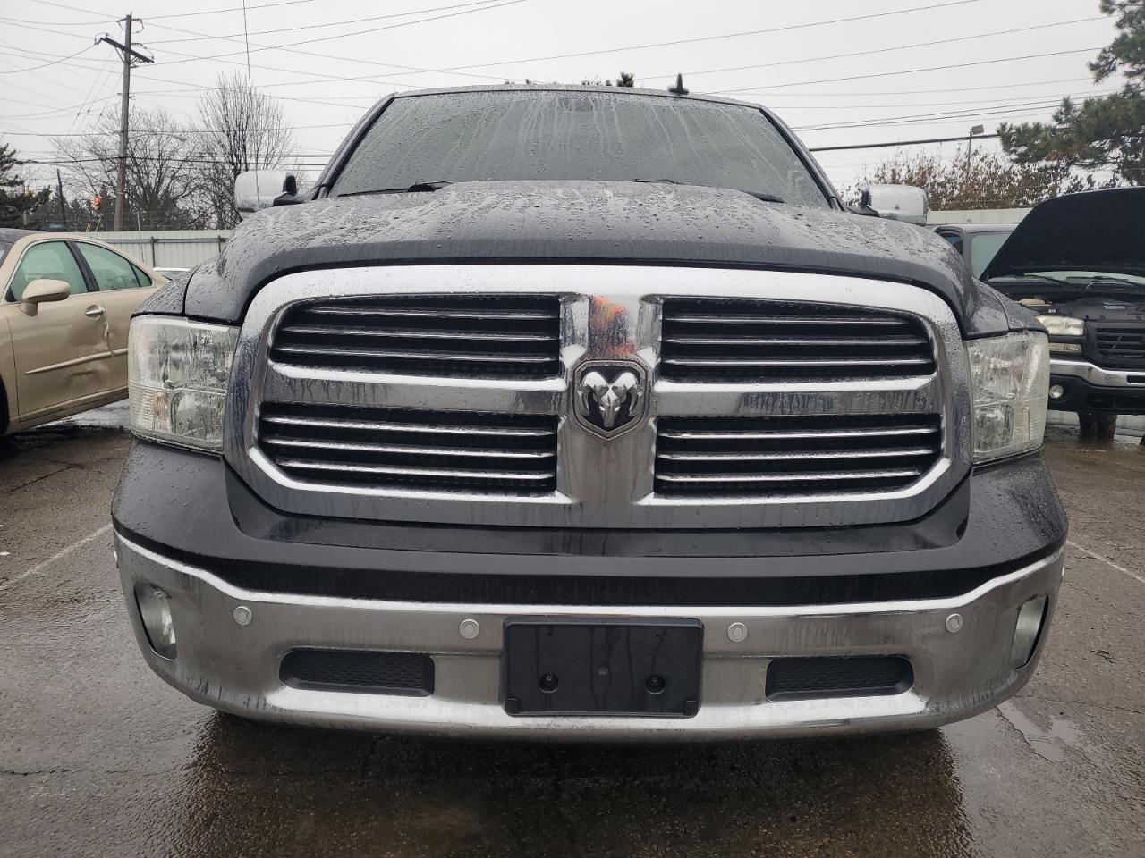 2016 RAM 1500 - Image 5